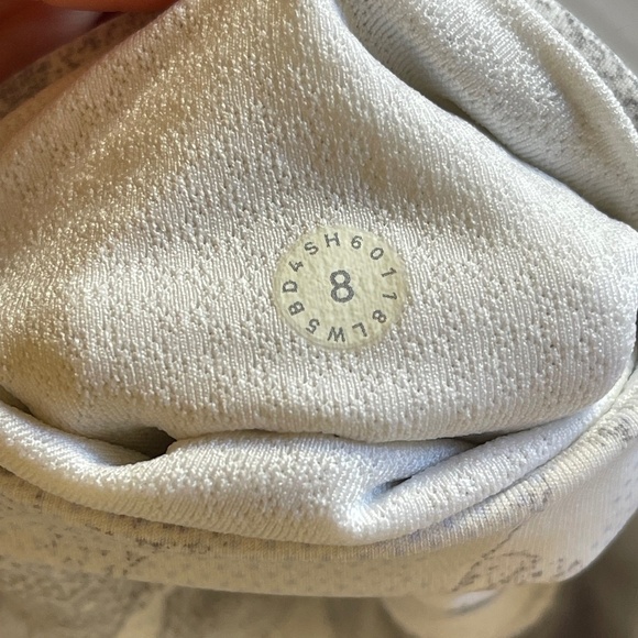 Lululemon Breezy Dot Crop Jasmine White Multi / White side pockets - Picture 7 of 14